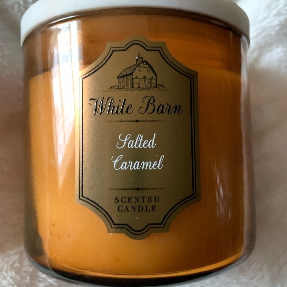 White Barn Salted Caramel Candle